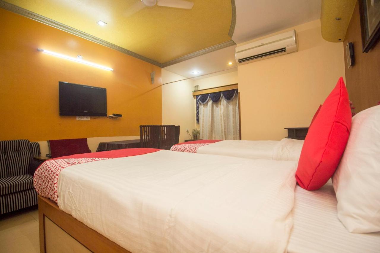 OYO 16041 Hotel Golden Moments Shiliguri Exterior foto